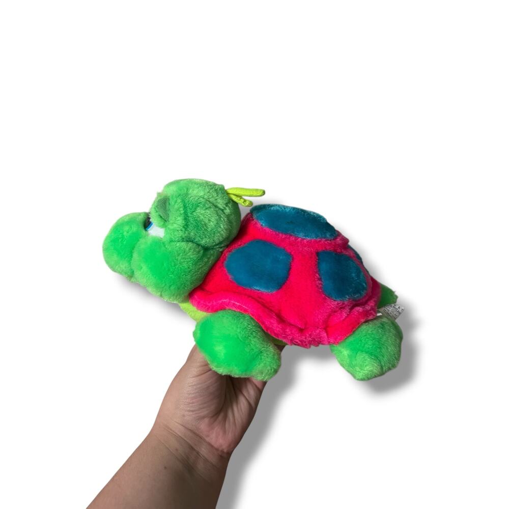 VTG/y2K Neon Great American ToyCo Turtle kawaii Sad Eyes